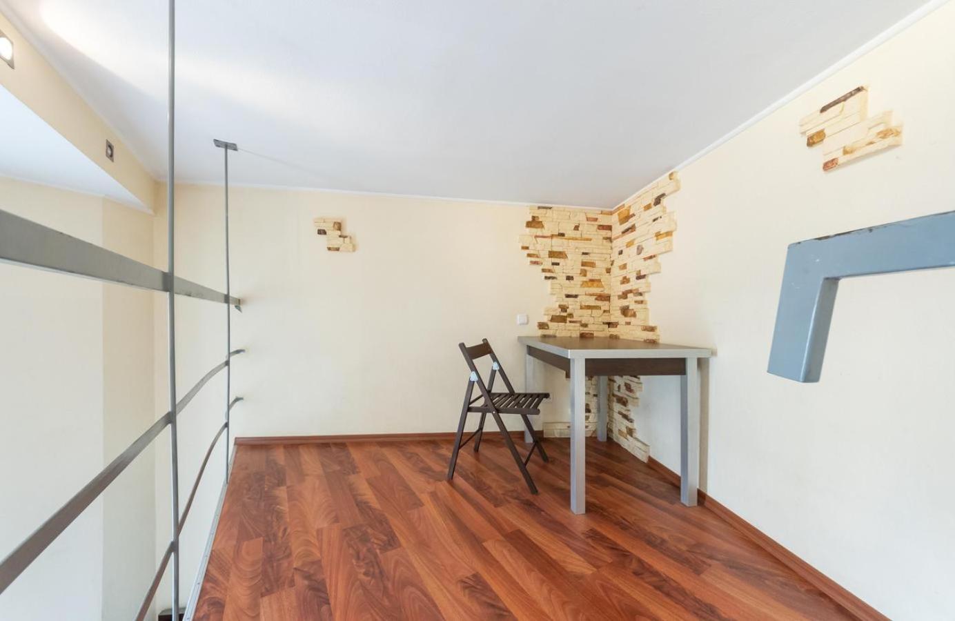 Comfortable Apartment On Mikhaylovskiy Lane Киев Экстерьер фото