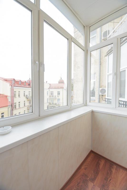 Comfortable Apartment On Mikhaylovskiy Lane Киев Экстерьер фото
